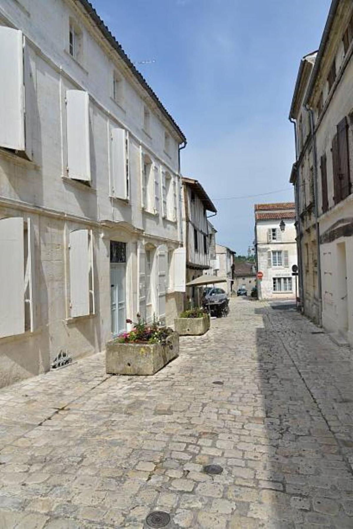 Maison Meire Studios Cognac Extérieur photo